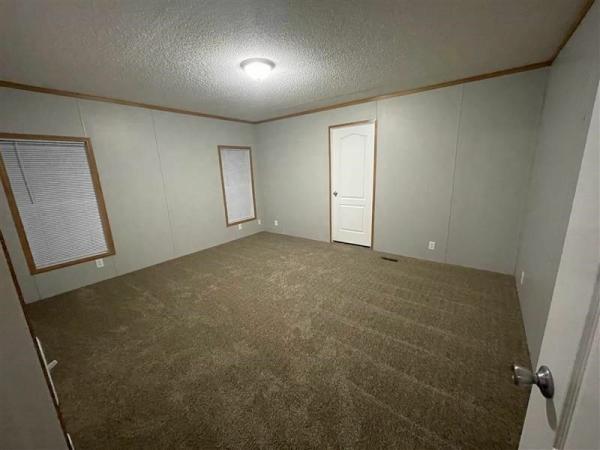 2017 Fleetwood Sandalwood XL Mobile Home