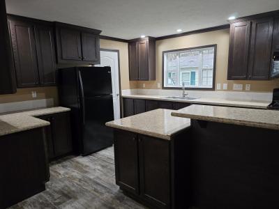 Photo 2 of 10 of home located at 39182 Wyoming Dr Romulus, MI 48174