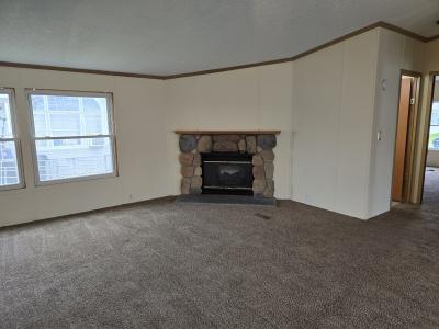 Photo 2 of 6 of home located at 38831 Tempe Dr Romulus, MI 48174