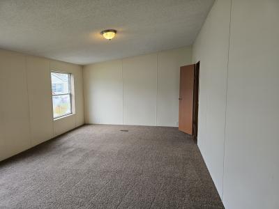 Photo 4 of 6 of home located at 38831 Tempe Dr Romulus, MI 48174