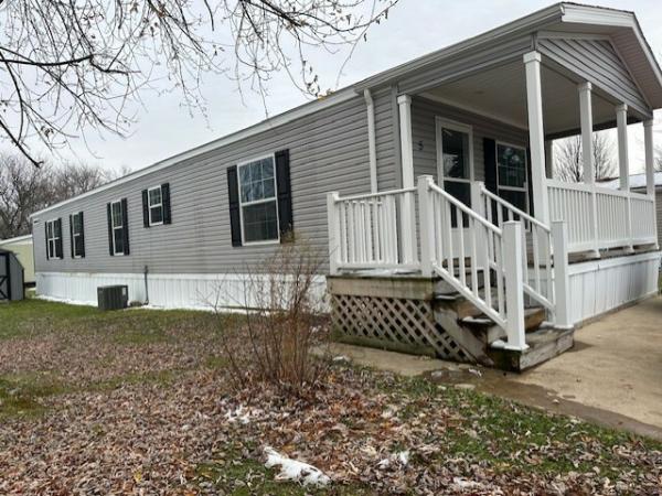 2020 Skyline FXE465 Mobile Home