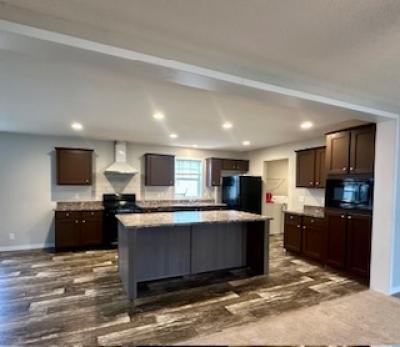 Photo 4 of 14 of home located at 243 Braeburn Dr Muskegon, MI 49442