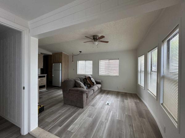 1989 Skyline Manufactured Home