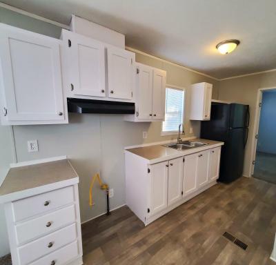 Mobile Home at 1 Swallow Ct Orion Township, MI 48359