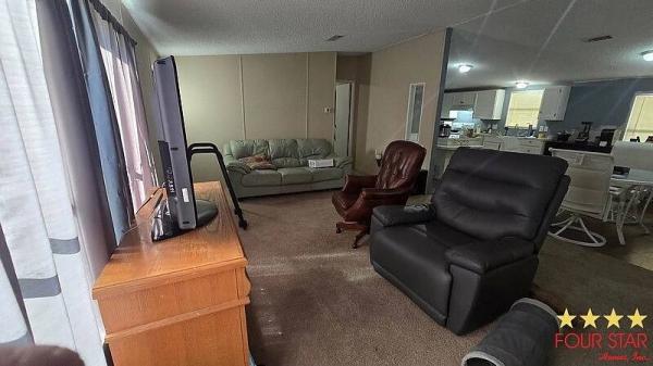 1995 OAKS  Home
