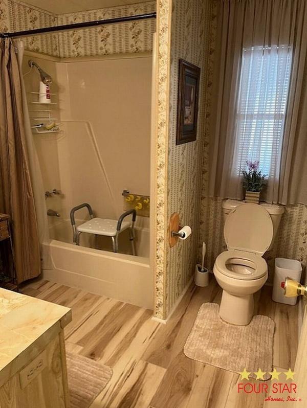 1984 BARRINGTON  Home