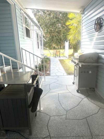 Photo 3 of 27 of home located at 1406 Deverly Dr. Lot #333 Lakeland, FL 33801