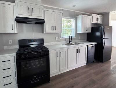 Mobile Home at 428 Shady Brook Heights Greenwood, IN 46142