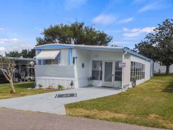 Photo 1 of 2 of home located at 11014 Bluebird Drive Dade City, FL 33525