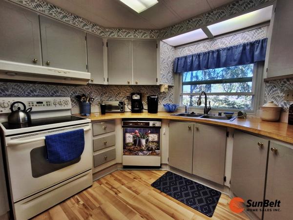 1981 SHER Mobile Home