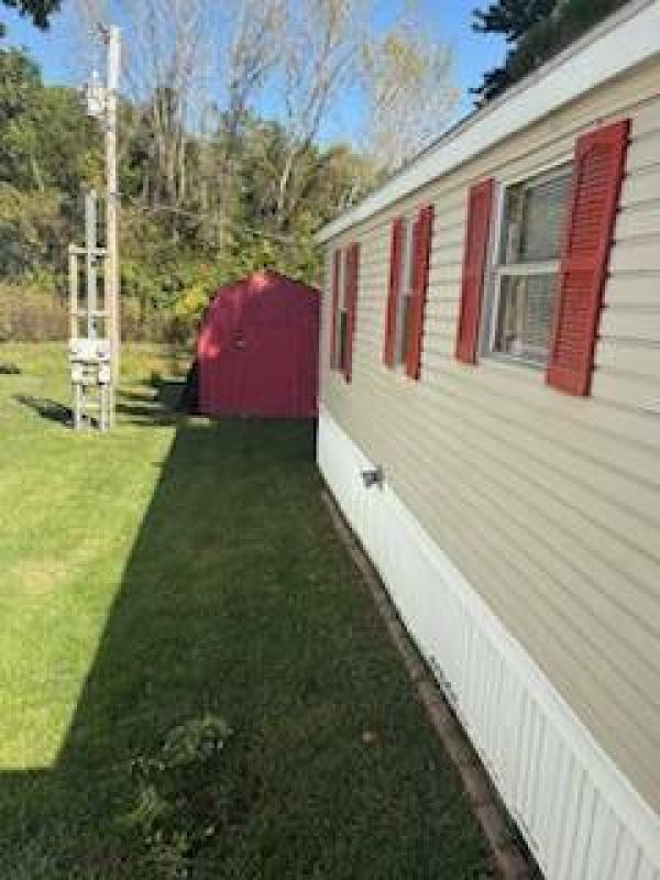 Photo 1 of 2 of home located at 328 W. 53rd St, #51 Anderson, IN 46013