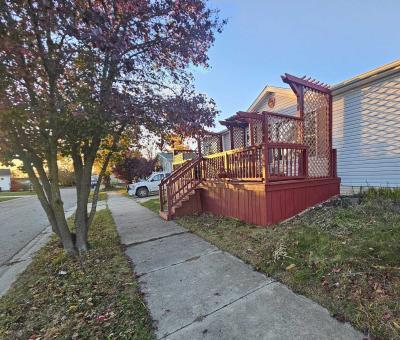 Photo 2 of 20 of home located at 9905 Briarcliff Ct. Northville, MI 48167