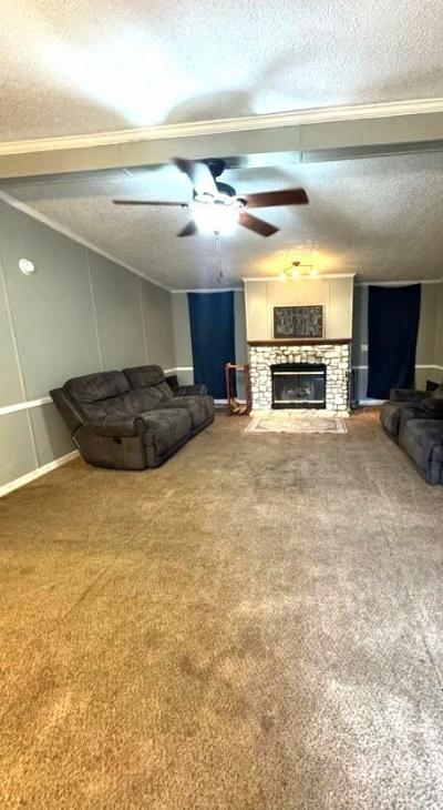 Photo 2 of 28 of home located at 26135 S Cherokee Flat Rock, MI 48134