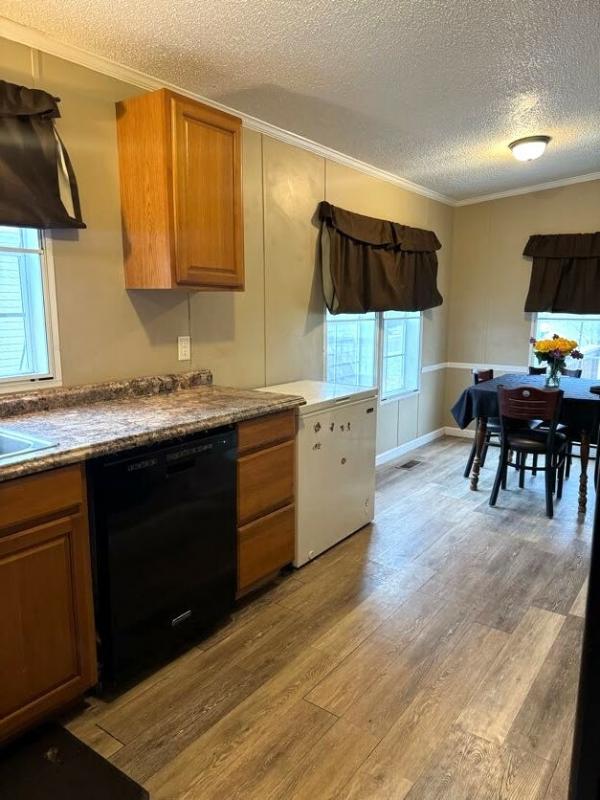 1990 Sterling Manufactured Home