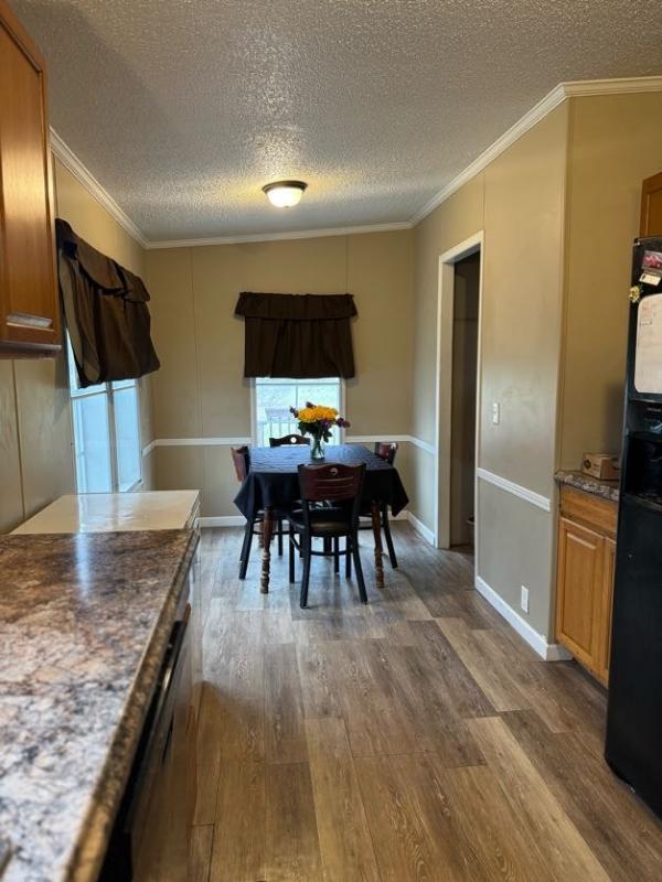 1990 Sterling Manufactured Home