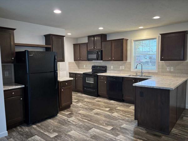 2018 Clayton Mobile Home For Sale