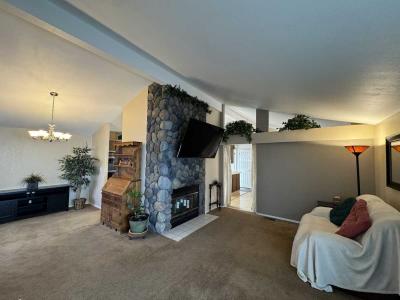 Photo 4 of 25 of home located at 93 Cabernet Pkwy Reno, NV 89512