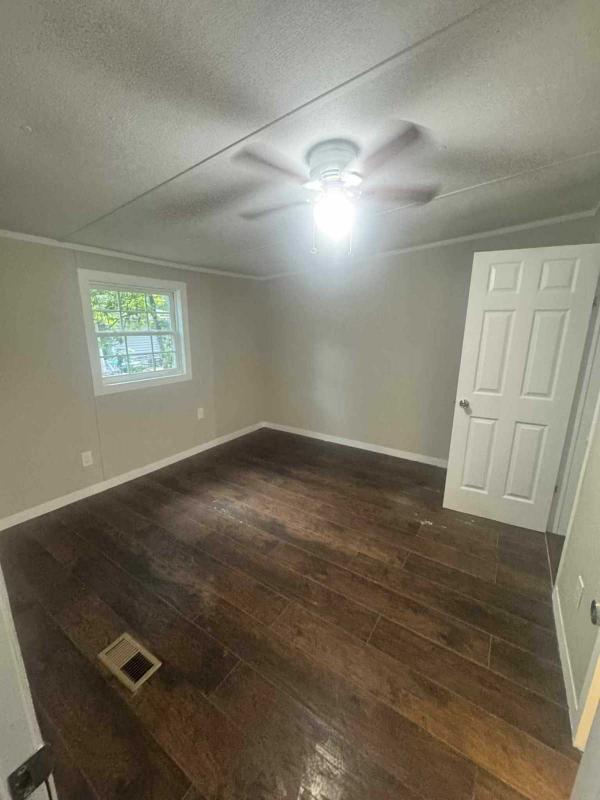 1989 Manufactured Home