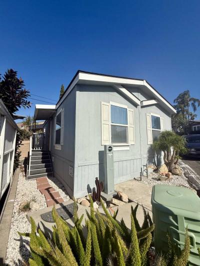 Photo 2 of 21 of home located at 17261 Gothard St. #5 Huntington Beach, CA 92647