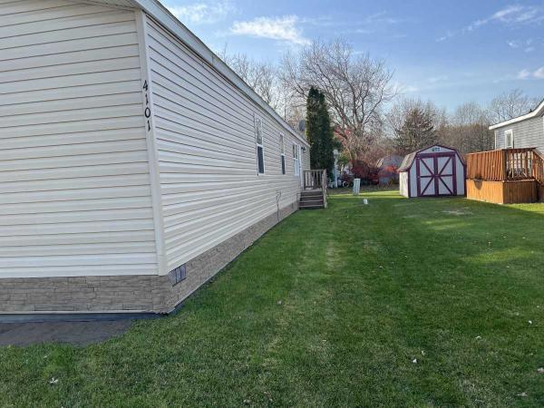 1992 Fleetwood Manufactured Home