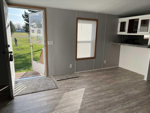 1992 Fleetwood Manufactured Home