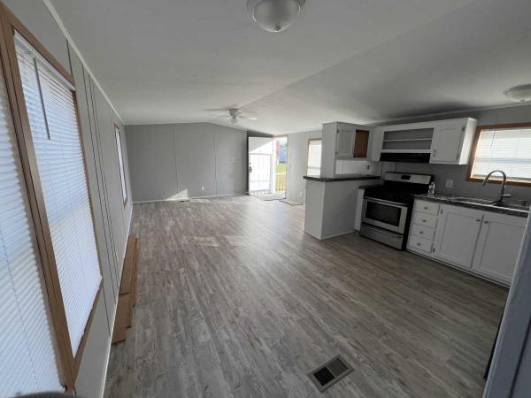 1992 Fleetwood Manufactured Home