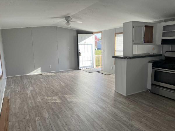 1992 Fleetwood Manufactured Home