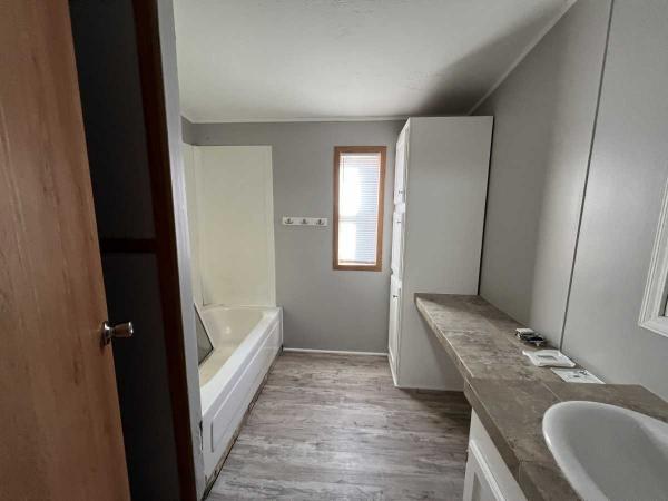 1992 Fleetwood Manufactured Home