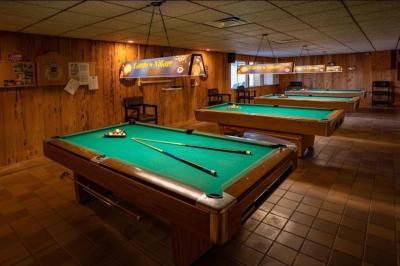 Photo 4 of 38 of home located at 11911 66th St.n Largo, FL 33773