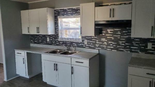 2015 LIVE OAK Mobile Home For Sale