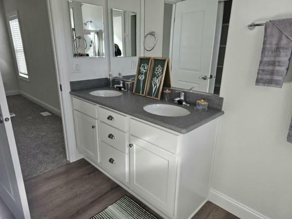 2025 Skyline Victory IP M201-B Manufactured Home