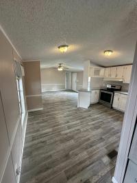 1997 CAVCO ES-6016C Mobile Home