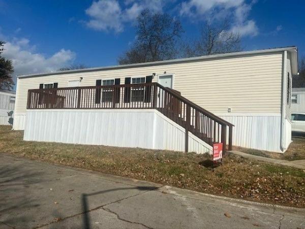 2017 Clayton Homes Inc Mobile Home For Sale