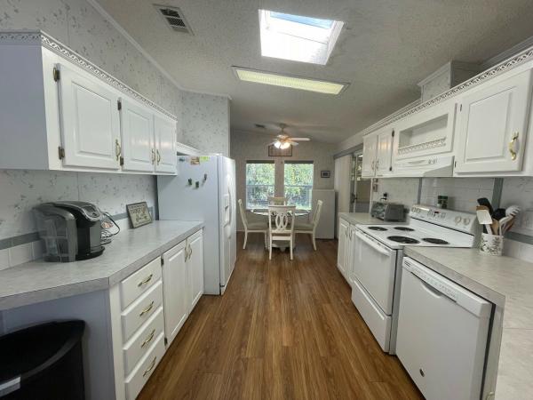 1998 Fleetwood Mobile Home