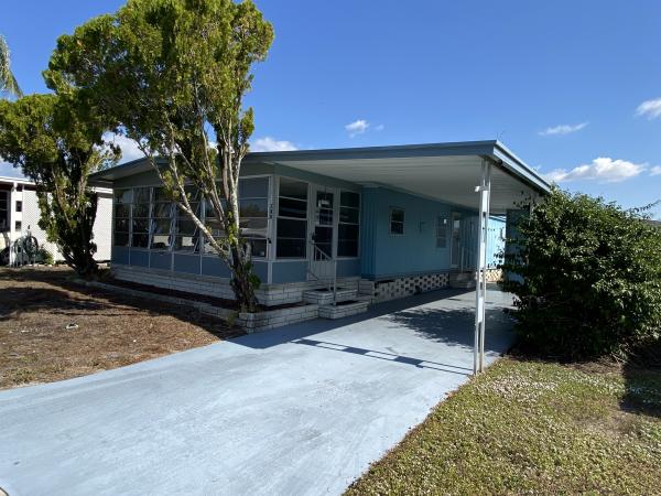 1972 MANA Doublewide Mobile Home