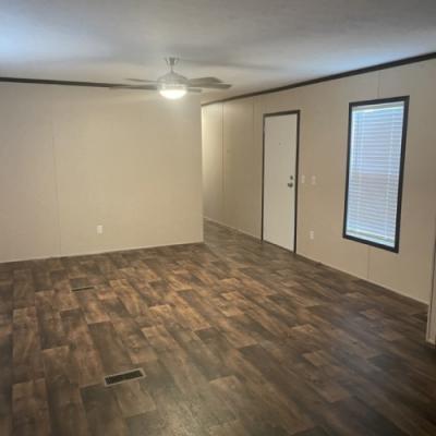 Photo 2 of 8 of home located at 475 Landis Lane, Lot 69 Mt Washington, KY 40047