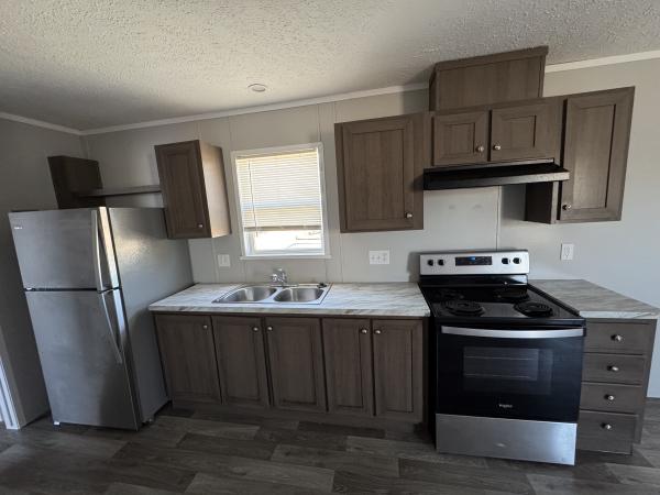 2022 RFN1680 902  Home