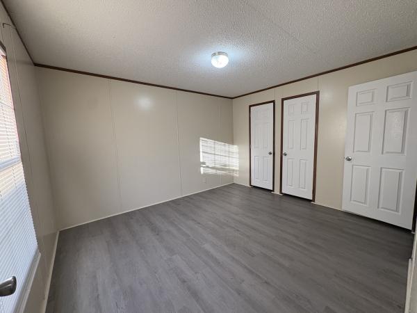 2019 LH166432F  Home