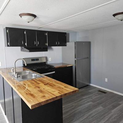 Mobile Home at 5722 Blissfield Fort Wayne, IN 46818