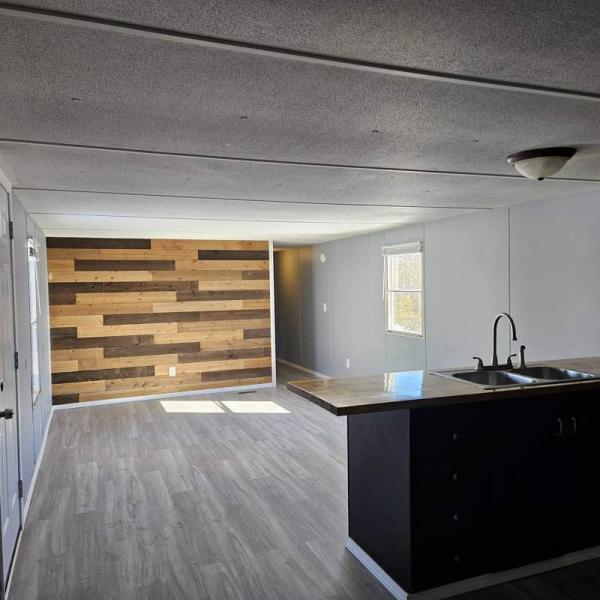 1993 Redm Manufactured Home