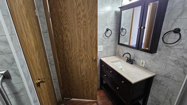 1988 Park Avenue Manufactured Home