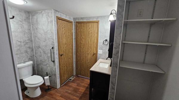 1988 Park Avenue Manufactured Home