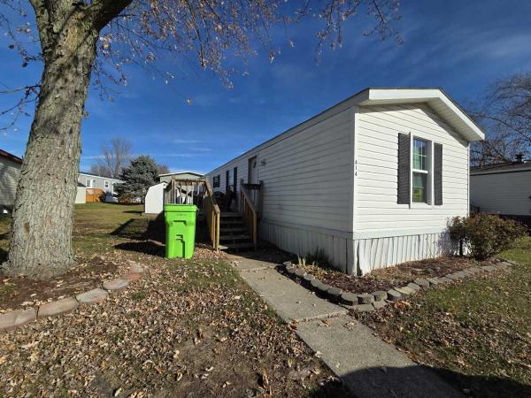 1990 Carrollton Mobile Home For Sale