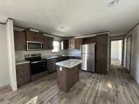 2025 Commodore Mobile Home