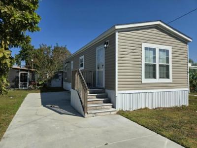Mobile Home at 6 Forest Lane Largo, FL 33773