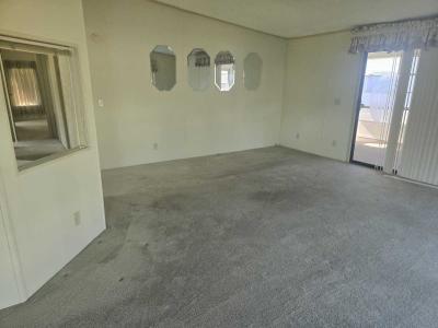 Photo 4 of 8 of home located at 323 Prince Edwards Ct Port Orange, FL 32129