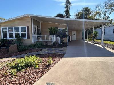 Photo 2 of 8 of home located at 671 Bella Vista Edgewater, FL 32141