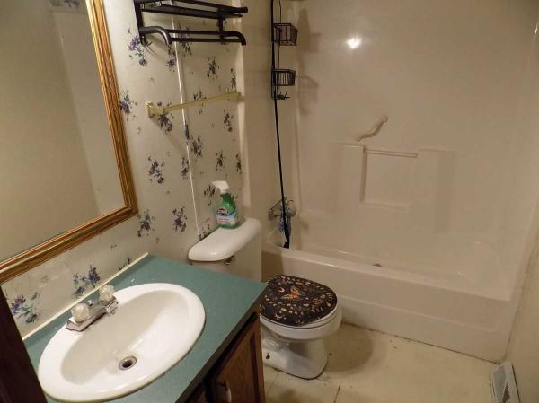 1996 Redman Manufactured Home