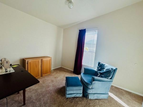 2004 Schult Manufactured Home