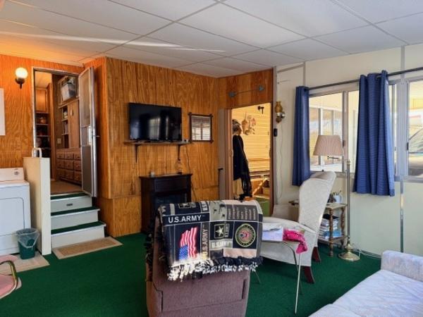 1987 Skyline Manufactured Home